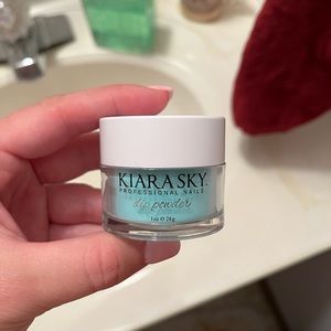 Kiara Sky dip powder